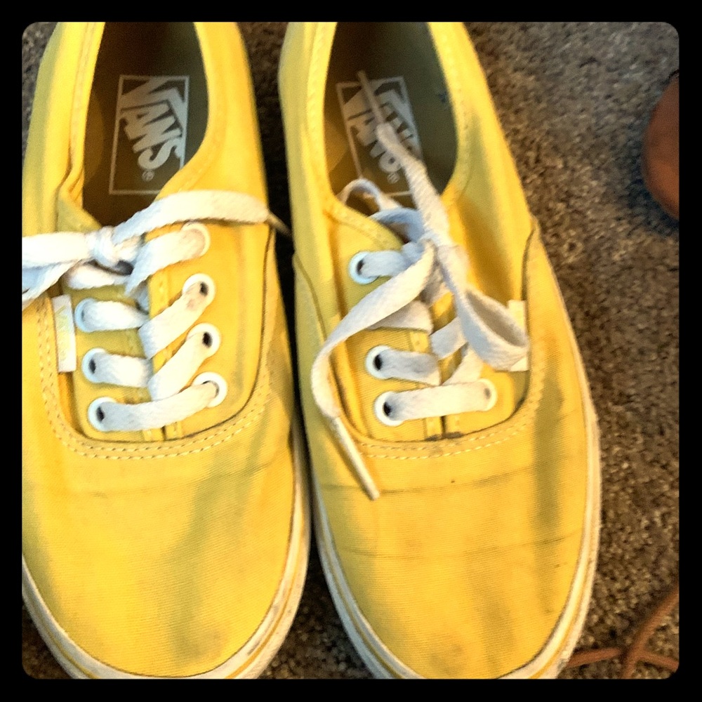 Vans - Picture 1 of 2